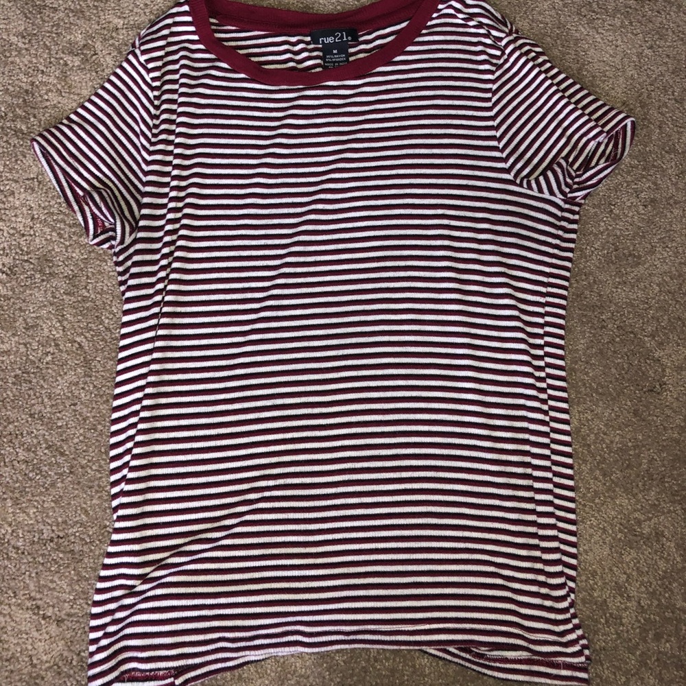 Rue 21 t-shirt